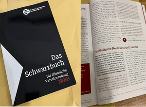 Schwarzbuch Titelseite und Artikel zu den Reisen des Landtages