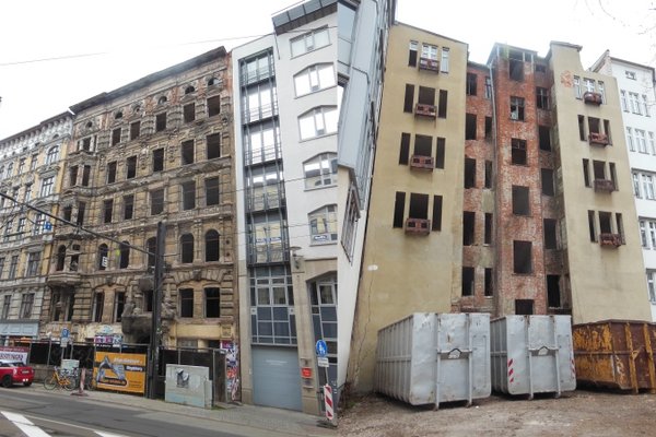 Sternstraße 2 während des Abrisses Vorder- und Hinterhaus.
