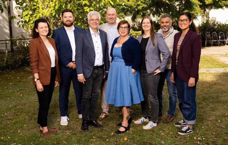 Landtagsfraktion BÜNDNIS 90/DIE GRÜNEN Sachsen-Anhalt | von links nach rechts: Leonie Bronkalla, Dennis Helmich, Olaf Meister, Wolfgang Aldag, Suse Sziborra-Seidlitz, Madeleine Linke, Mamad Mohamad und Bea Lindhorst