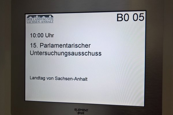 Tür im Landtag mit Bezeichnung 15. PUA.