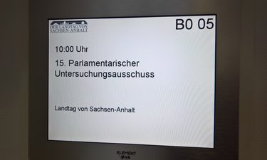 Tür im Landtag mit Bezeichnung 15. PUA.