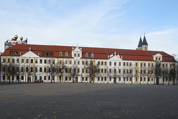 Landtag mit Domplatz