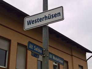 Ortsteilschild Westerhüsen am Mast