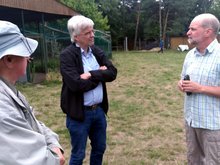 Christoph Kaatz, Olaf Meister und Dr. Michael Kaatz im Gespräch (vlnr)
