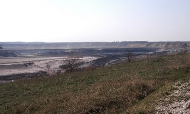 Blick vom Aussichtspunkt des Tagebau Profen 